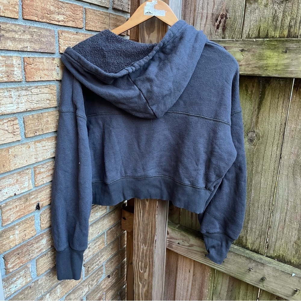 Aerie Offline Charcoal Gray Cropped Hoodie - Picture 3 of 3